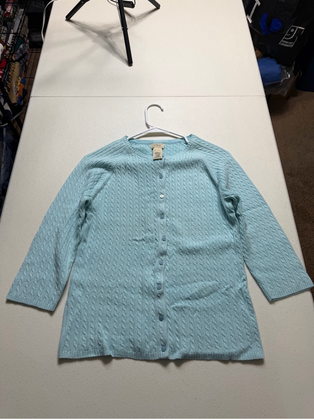 L.L.Bean cardigan sweater womens M blue cotton cable knit button front crew